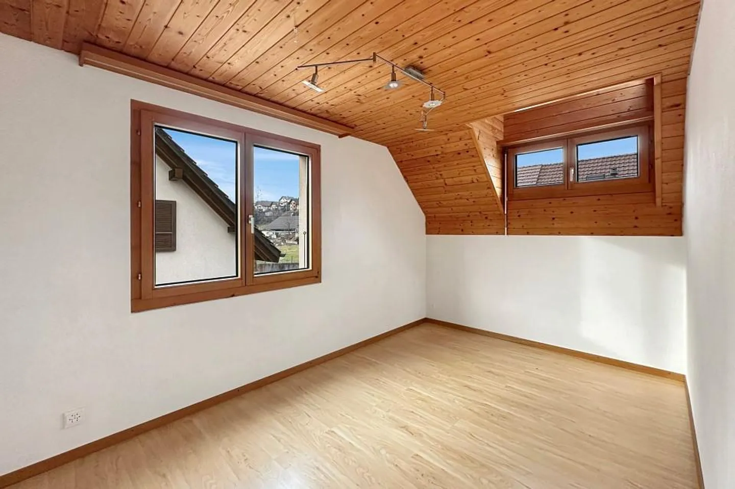 Charmantes Doppelhaus - Foto 9 von 13