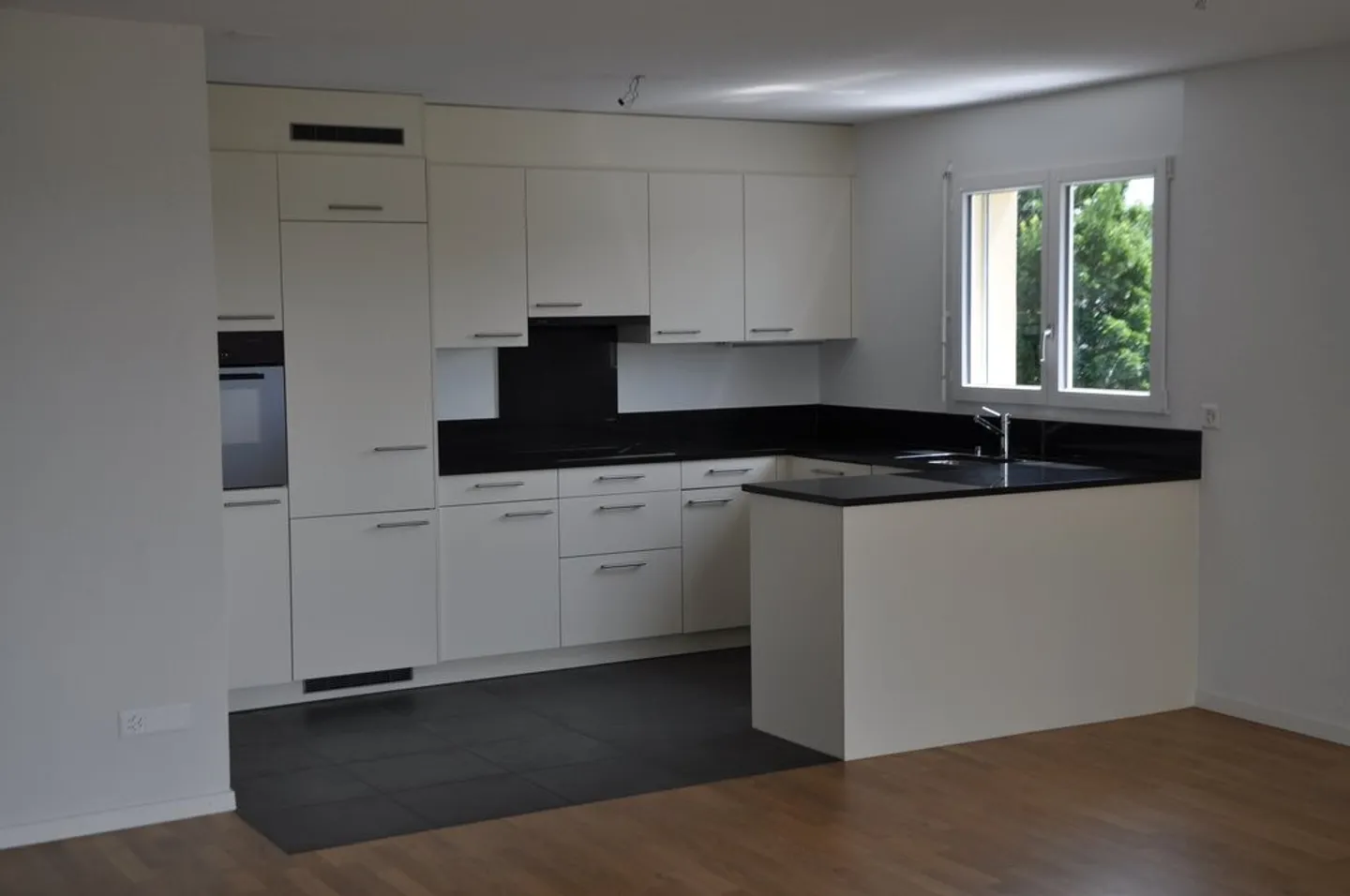 Charmant appartement 4.5 pièces - Photo 4 sur 7