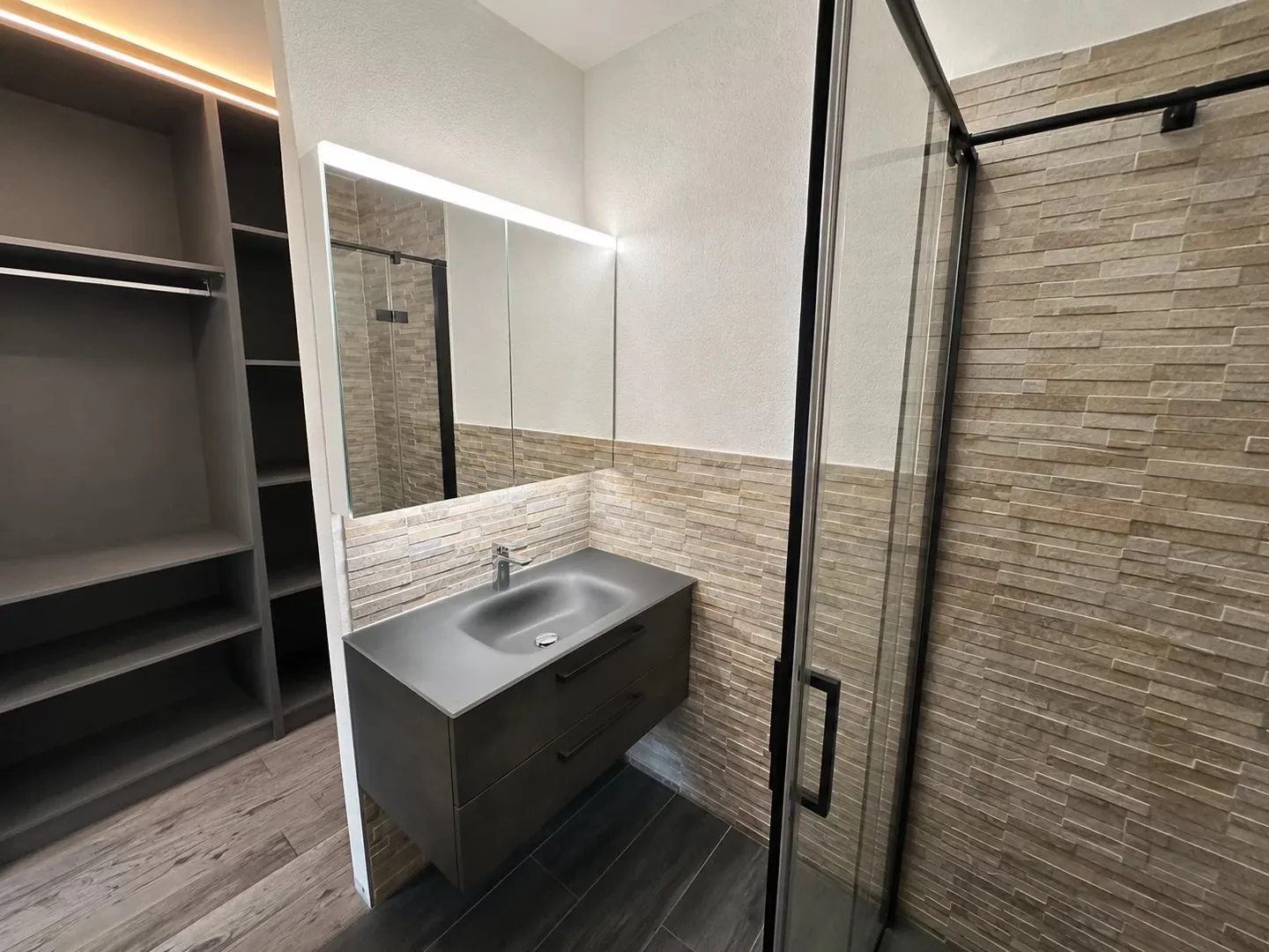 3,5-Zimmer-Wohnung mit großer überdachter Terrasse - Foto 17 von 27