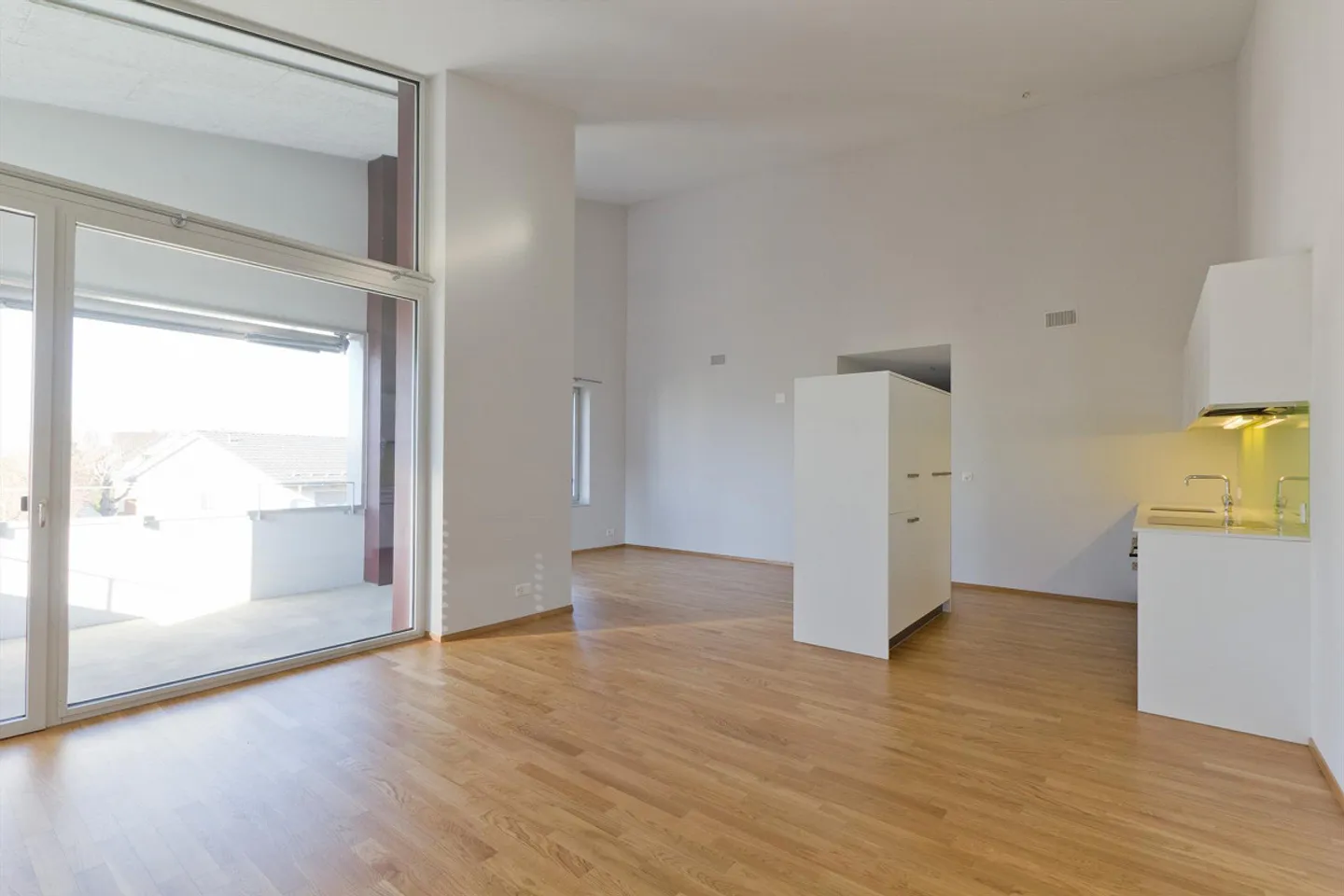 Cooperative Apartment (with increased living space) - Photo 5 of 7