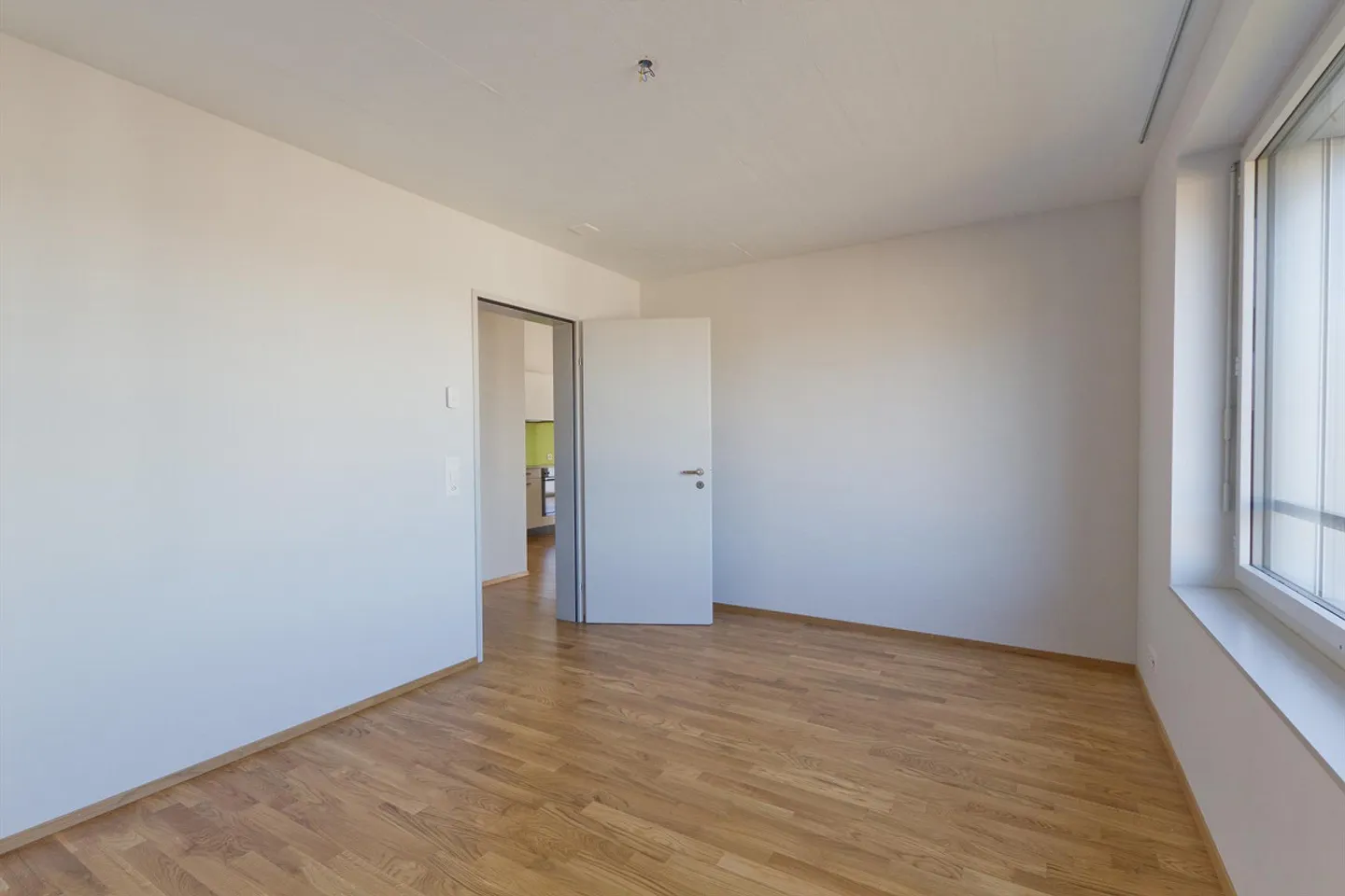 Cooperative Apartment (with increased living space) - Photo 6 of 7
