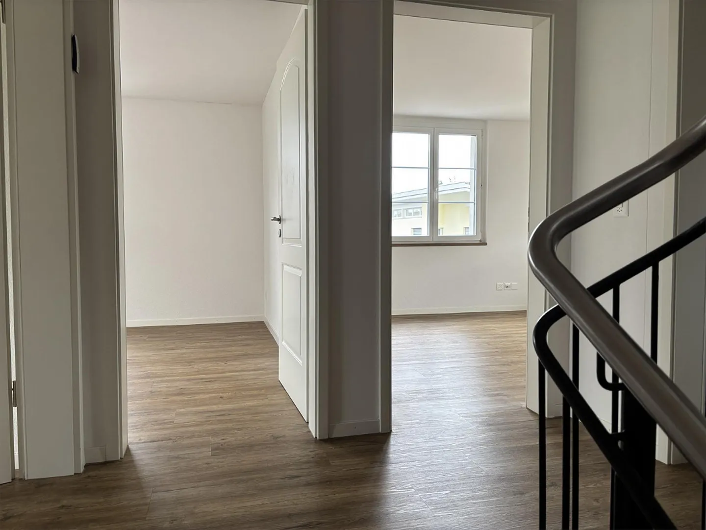 Wohnen und Arbeiten in Doppelhausteil mit Blick ins Grüne - Foto 16 von 30