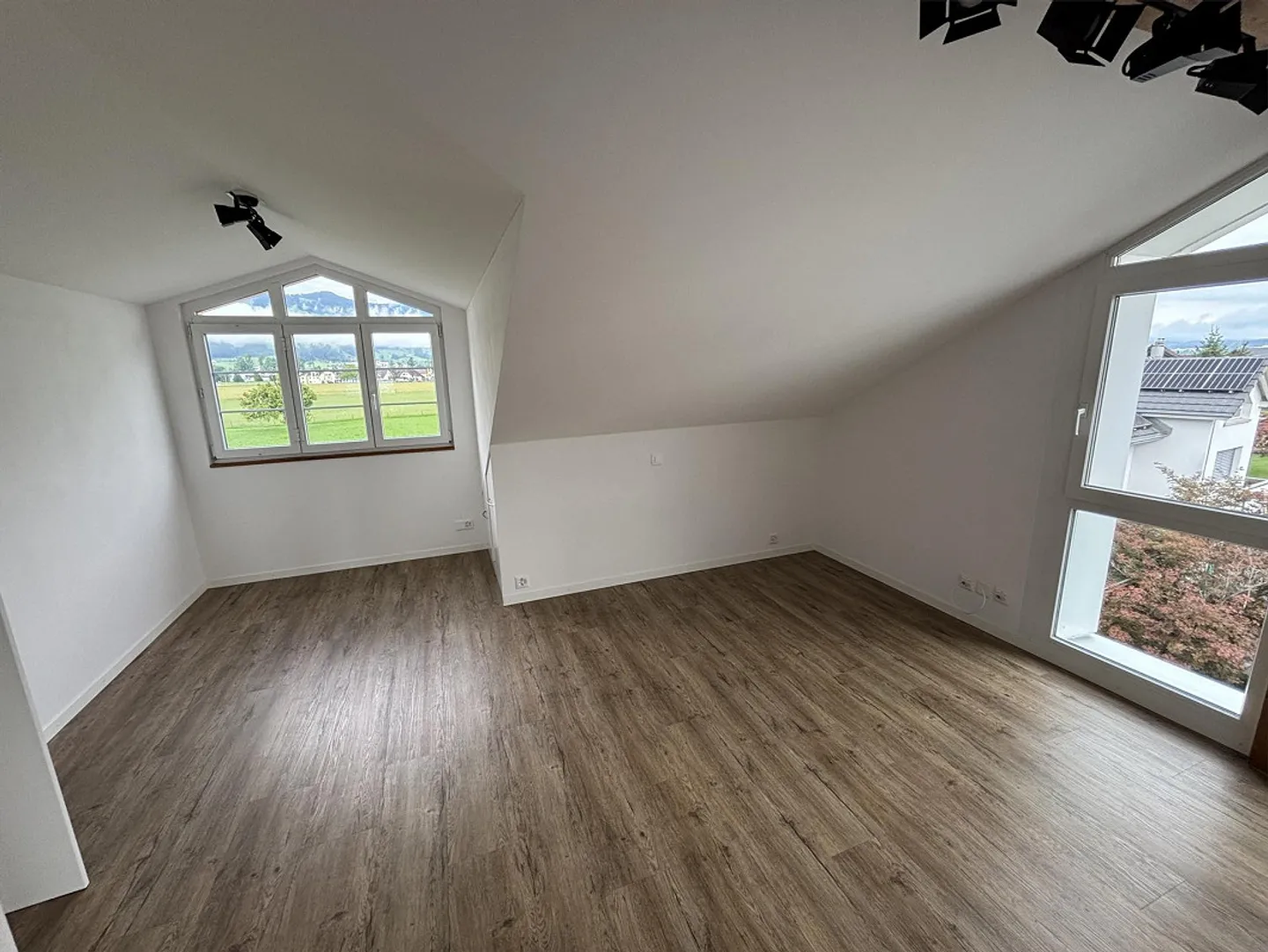 Wohnen und Arbeiten in Doppelhausteil mit Blick ins Grüne - Foto 27 von 30