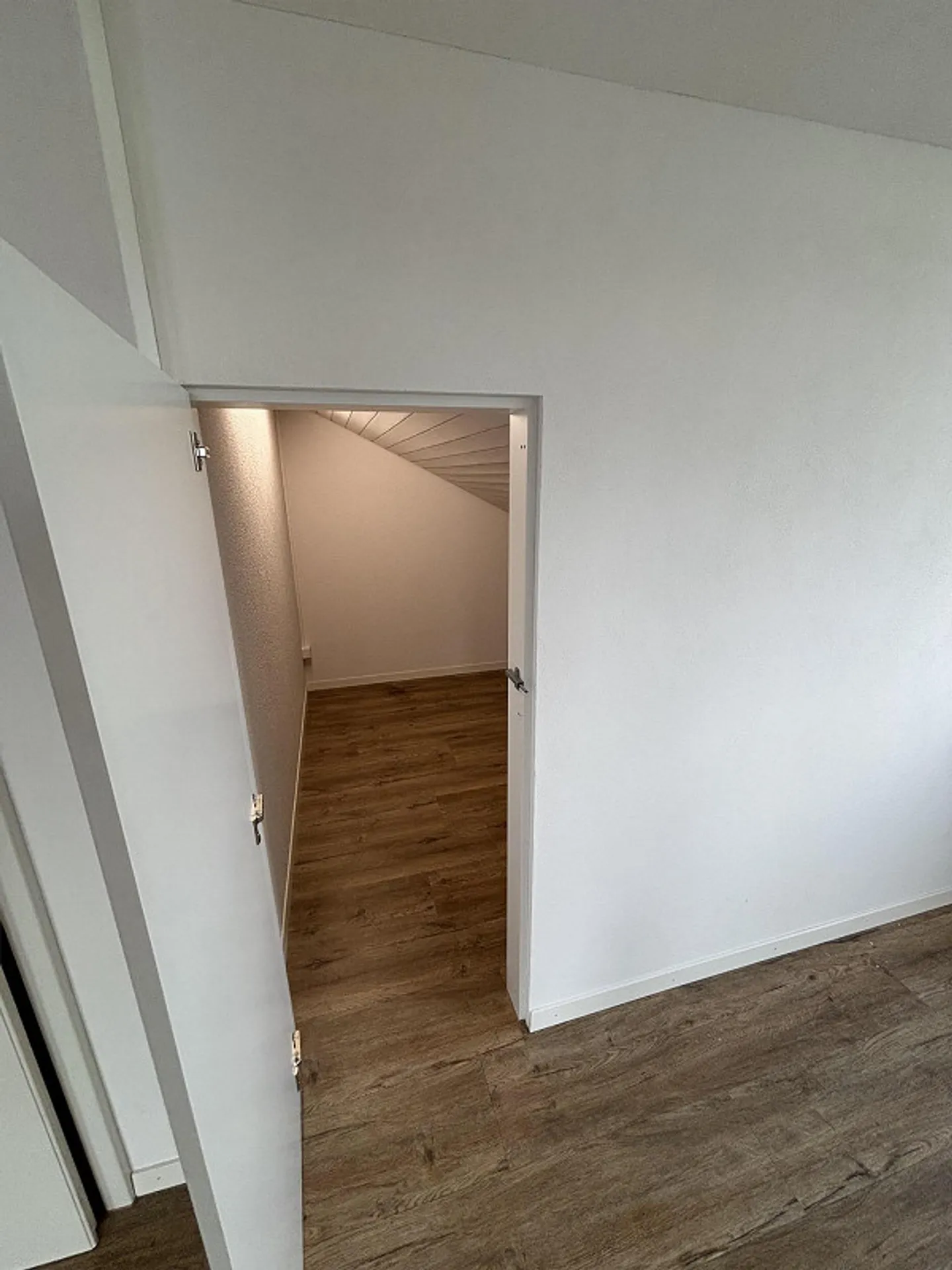 Wohnen und Arbeiten in Doppelhausteil mit Blick ins Grüne - Foto 29 von 30