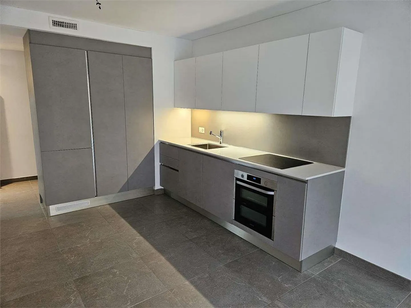 Giubiasco, new rental 2.5 rooms with terrace - Photo 6 of 9