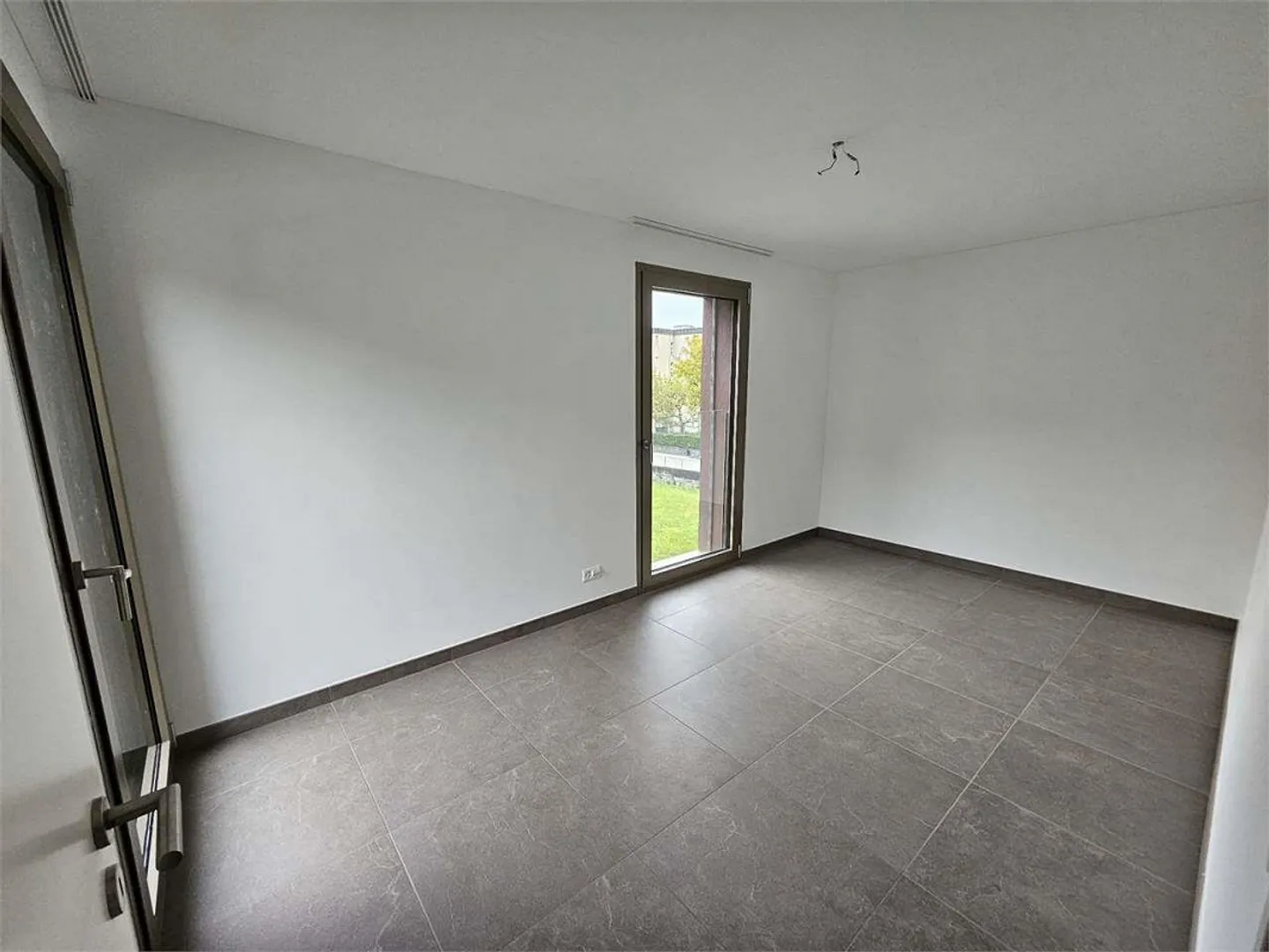 Giubiasco, new rental 2.5 rooms with terrace - Photo 7 of 9