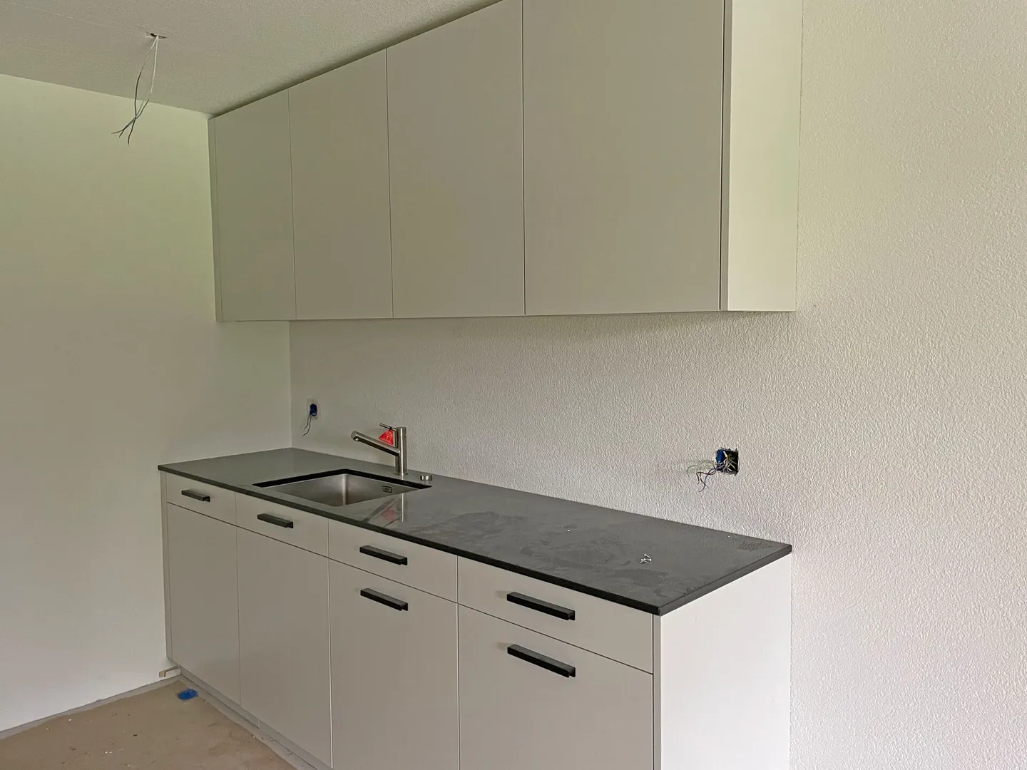 Freshly renovated 1.5-room ground floor apartment in Münchenbuchsee - Photo 3 of 6