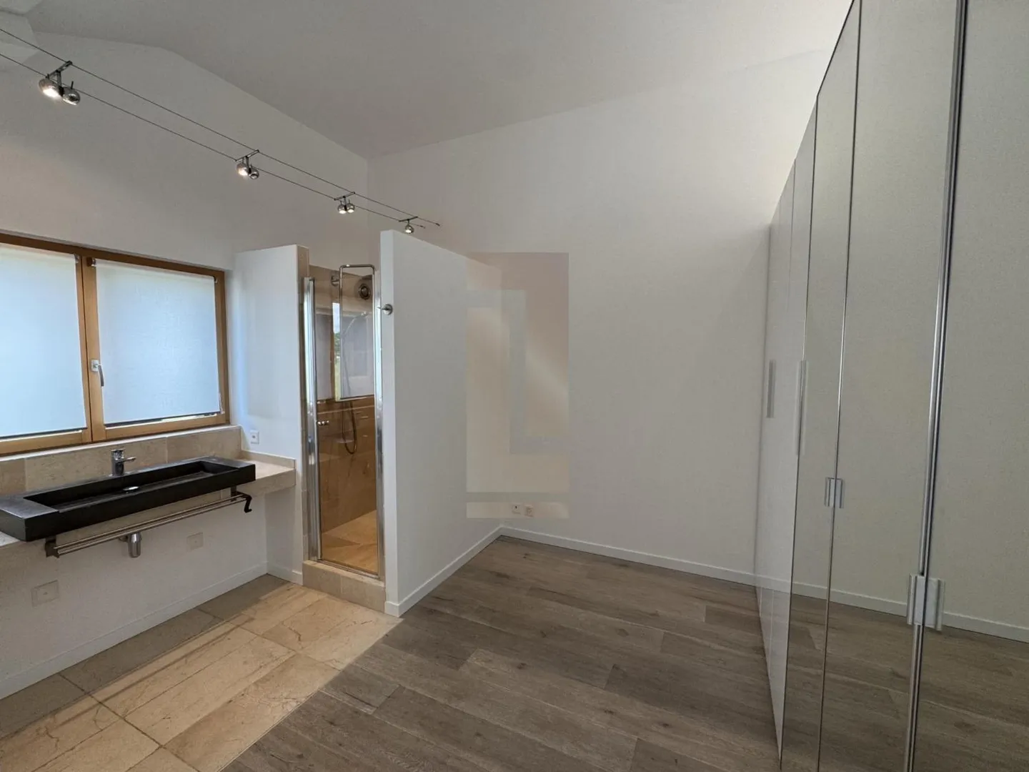 Schöne zeitgenössische Villa im Herzen der Genfer Landschaft - Foto 11 von 13