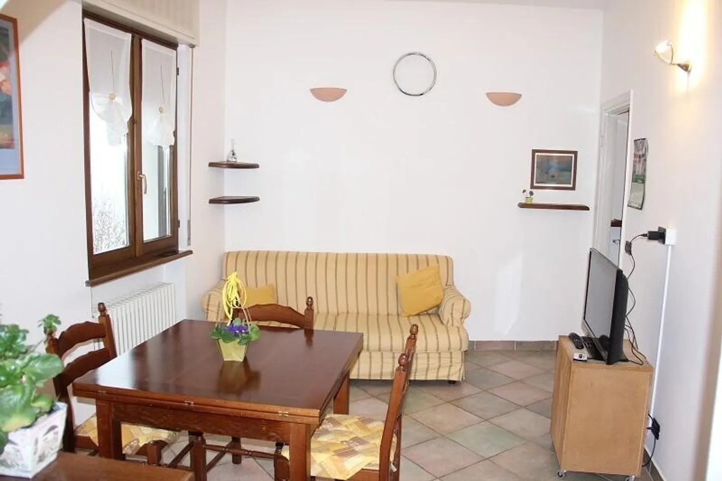 2 1/2-Zimmer-Wohnung am Ufer des Ortasees - Foto 4 von 10
