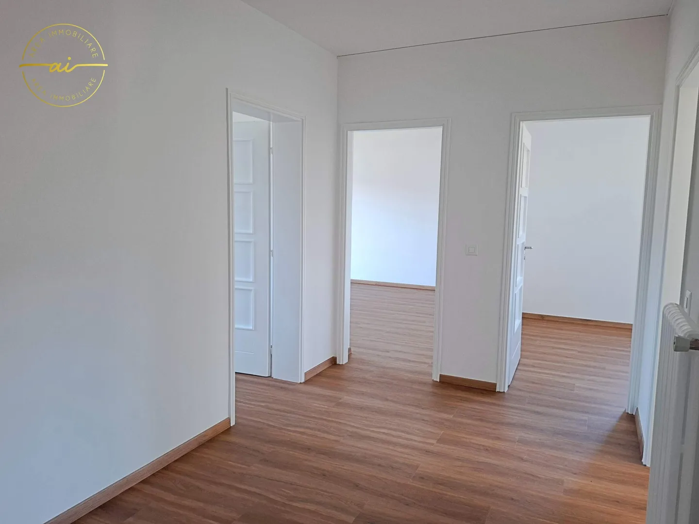 4.5-ZIMMER-WOHNUNG MITTEN IM GRÜNEN - Foto 6 von 13