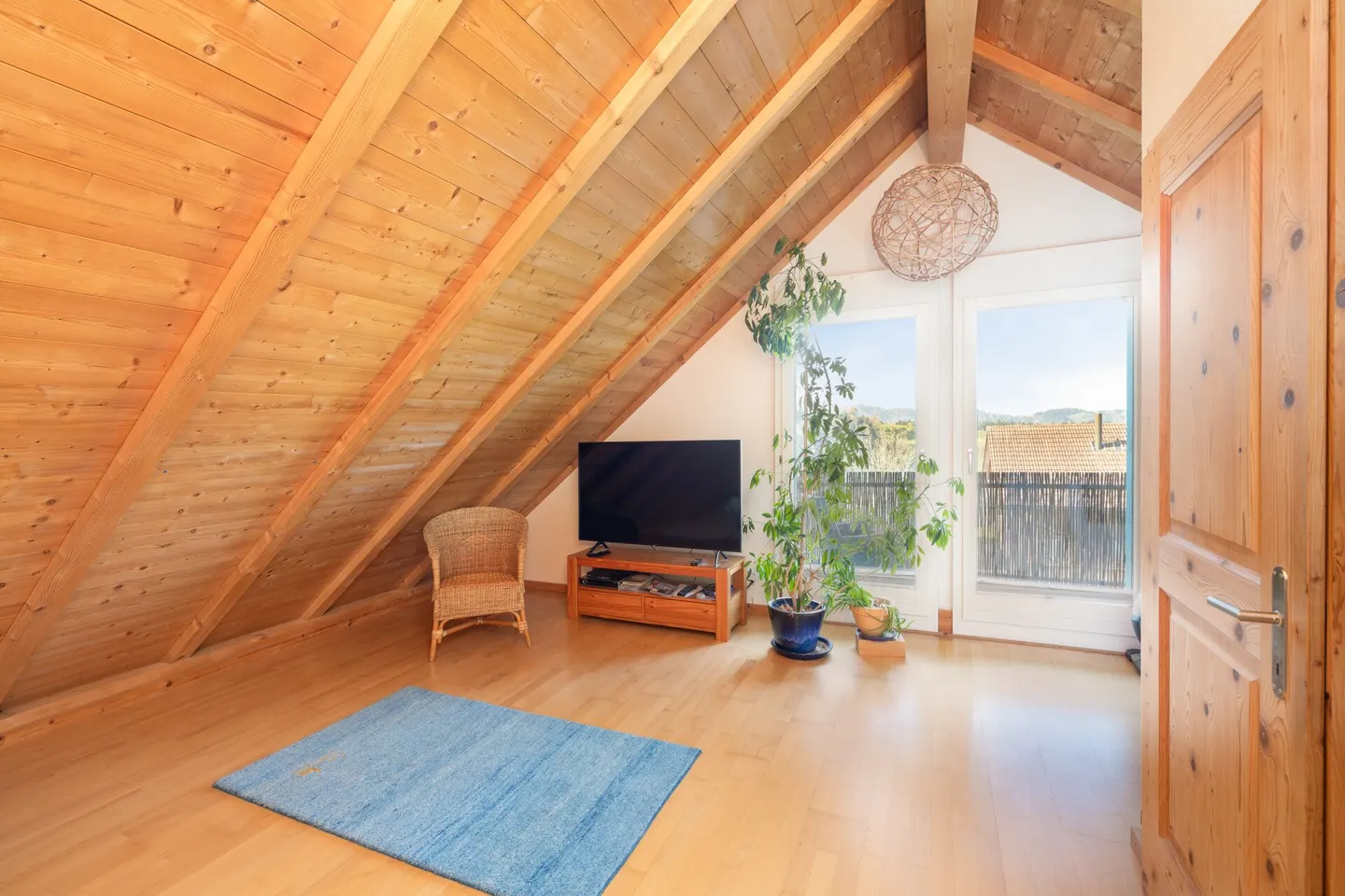 Semi-detached house in Minergie wooden construction - Photo 12 of 17
