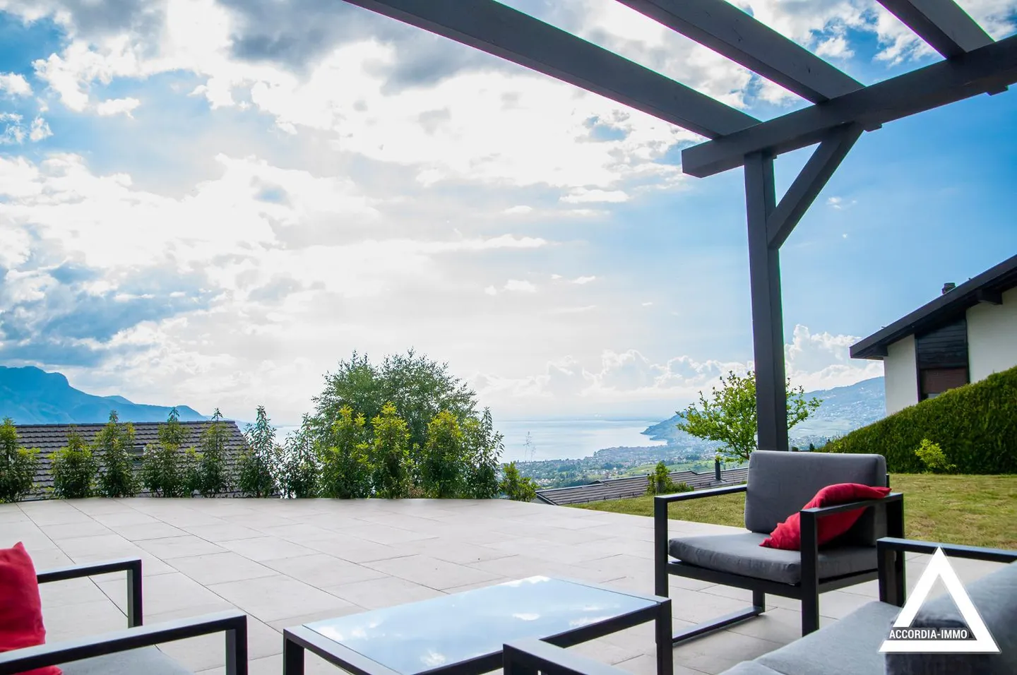 Magnifique villa rénovée à Chernex - Photo 6 sur 29