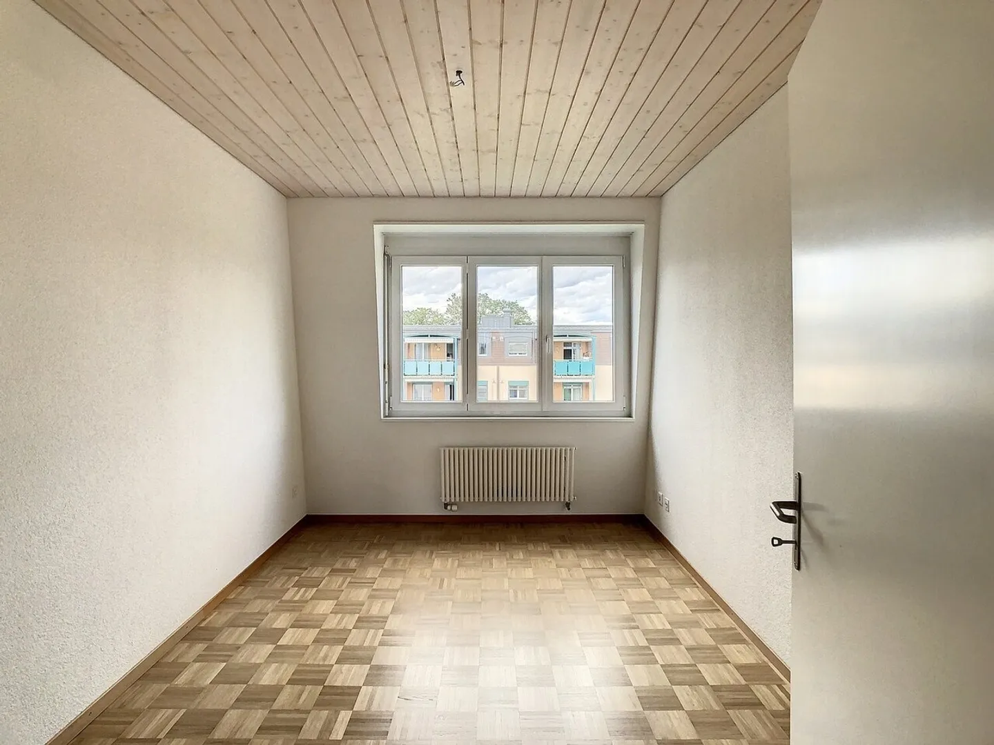 MAGNIFIQUE 4.5 pièces / WUNDERSCHÖNE 4.5-ZIMMER-WOHNUNG - Photo 12 sur 13