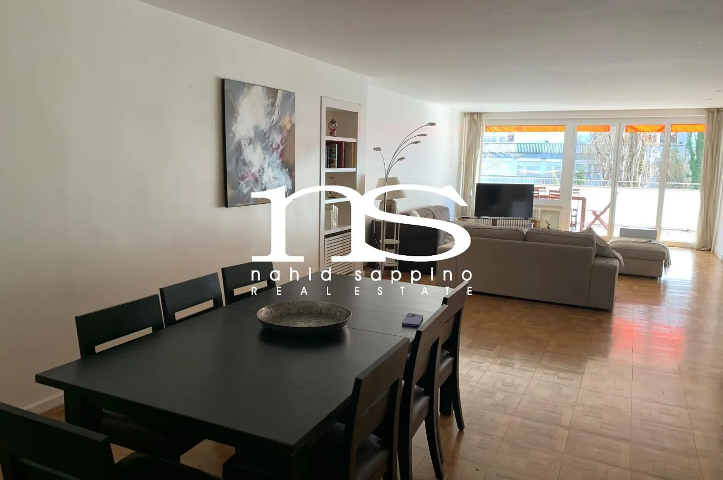 Appartement 5 pièces - Photo 2 sur 7