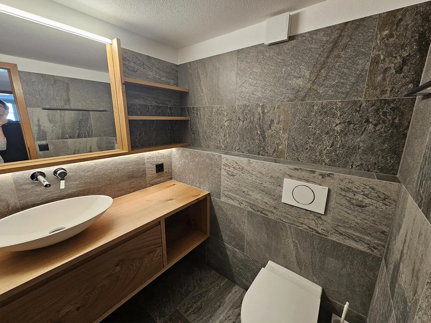3.5 - Zimmer-Wohnung im charmanten Chalet, Ruswil - Foto 4 von 13