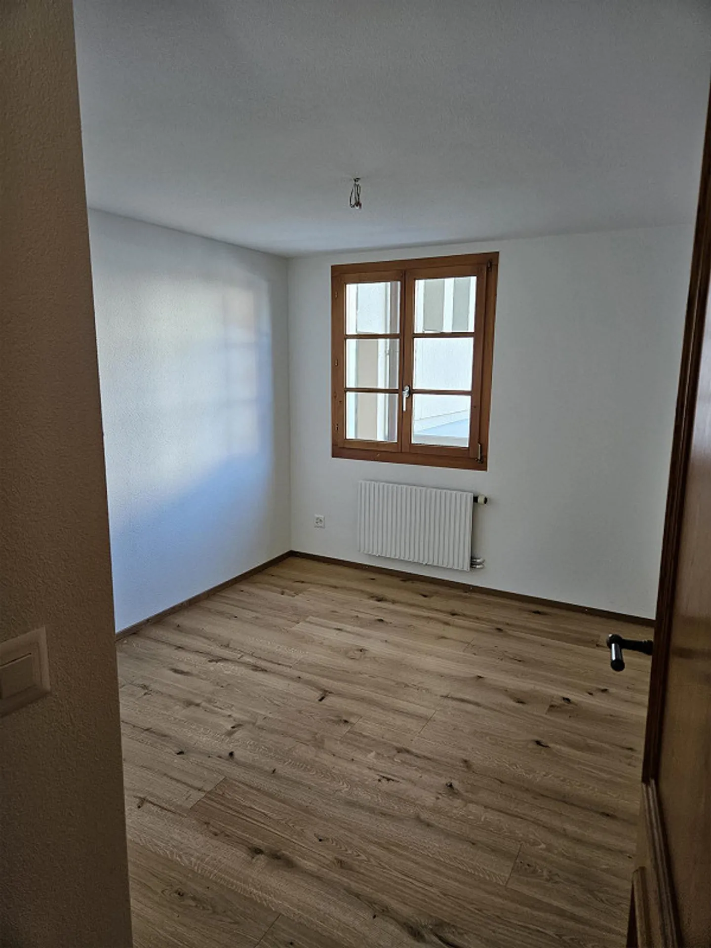 3.5 - Zimmer-Wohnung im charmanten Chalet, Ruswil - Foto 8 von 13