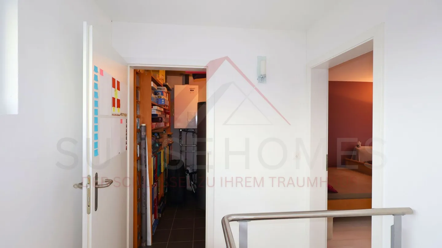 Spacious and bright house with garden and high-quality furnishings - Photo 21 of 28