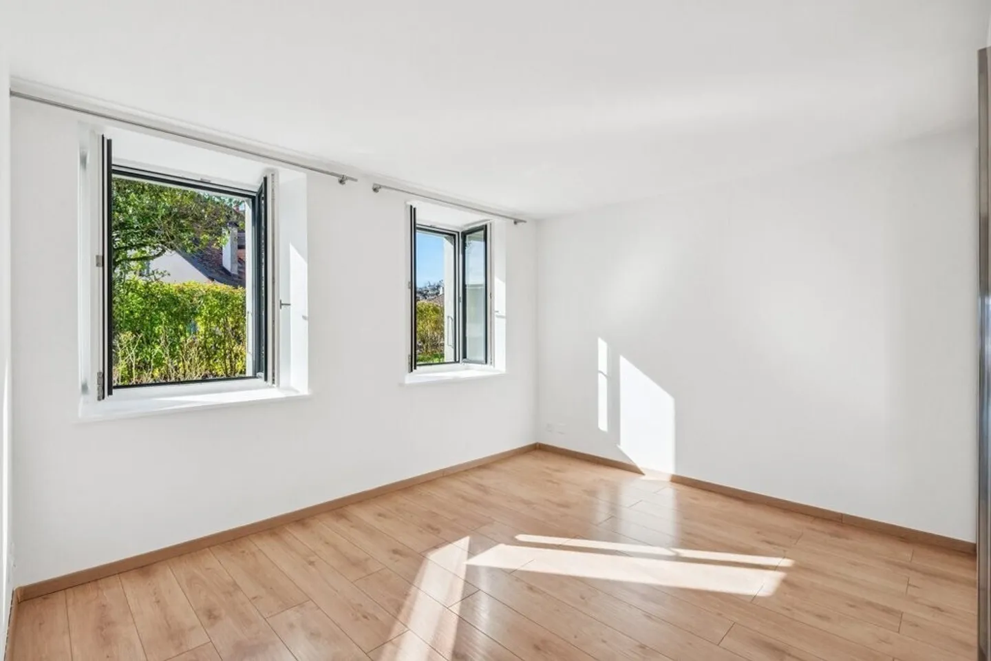 Magnificent apartment in Chexbres with breathtaking views! - Photo 5 of 12