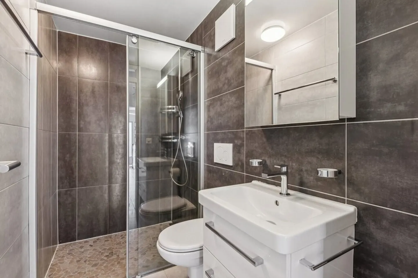 Magnificent apartment in Chexbres with breathtaking views! - Photo 9 of 12