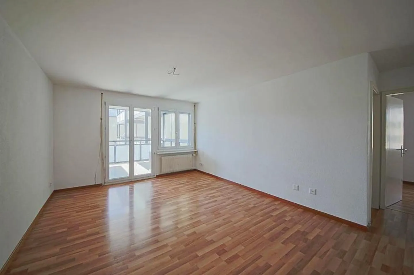 Bel appartement avec grand balcon ! - Photo 3 sur 7