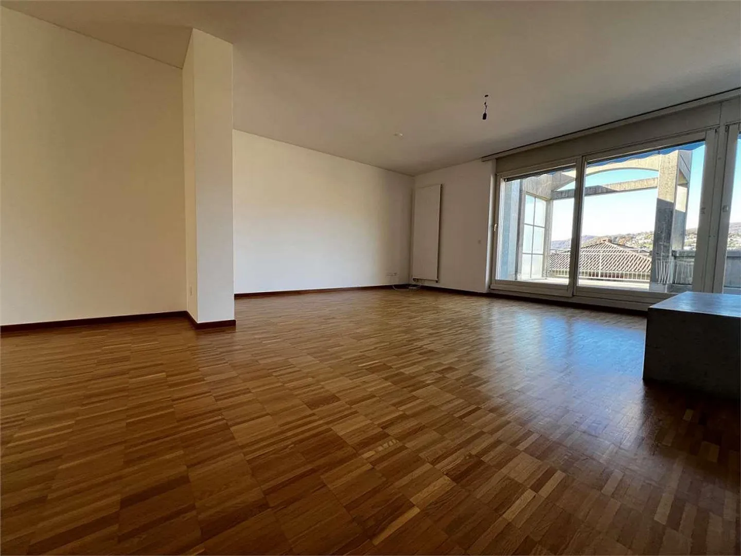 Réf. 2638 Pregassona penthouse avec grande terrasse et vue sur Lugano - Photo 3 sur 13