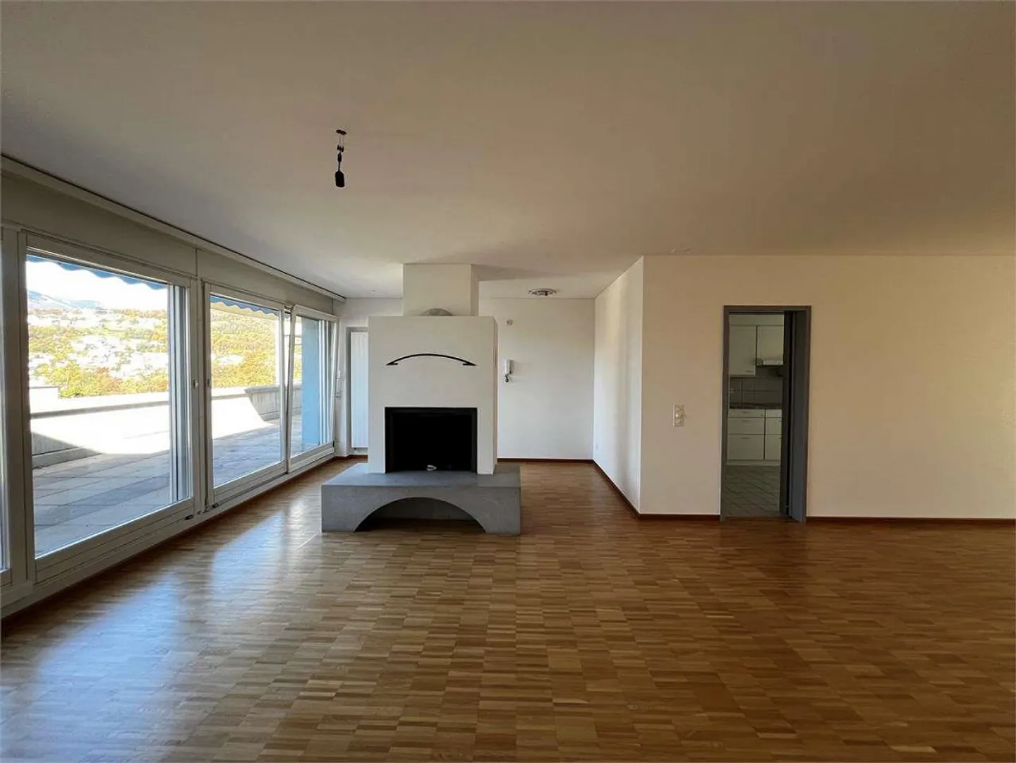 Réf. 2638 Pregassona penthouse avec grande terrasse et vue sur Lugano - Photo 4 sur 13