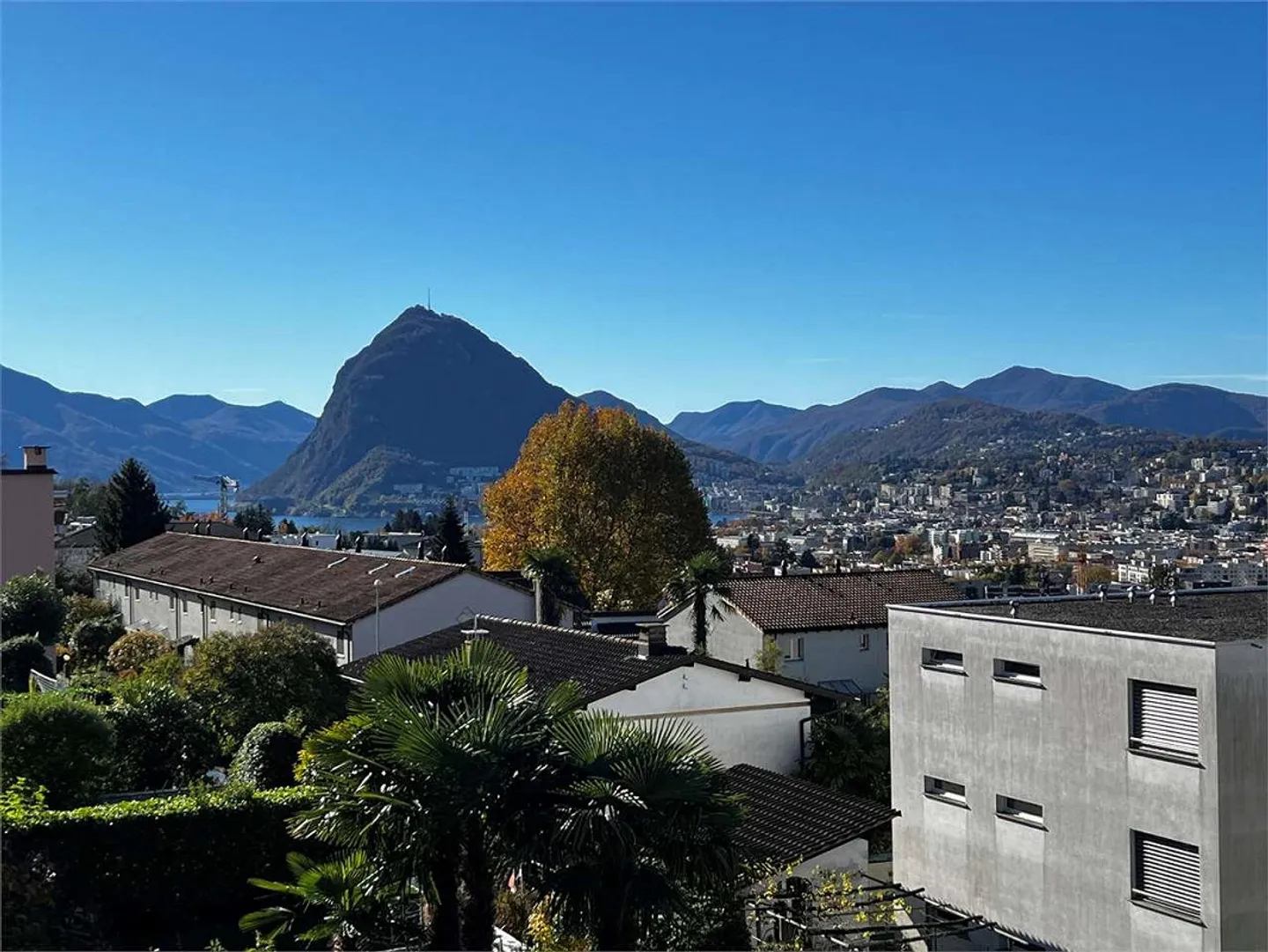 Réf. 2638 Pregassona penthouse avec grande terrasse et vue sur Lugano - Photo 6 sur 13