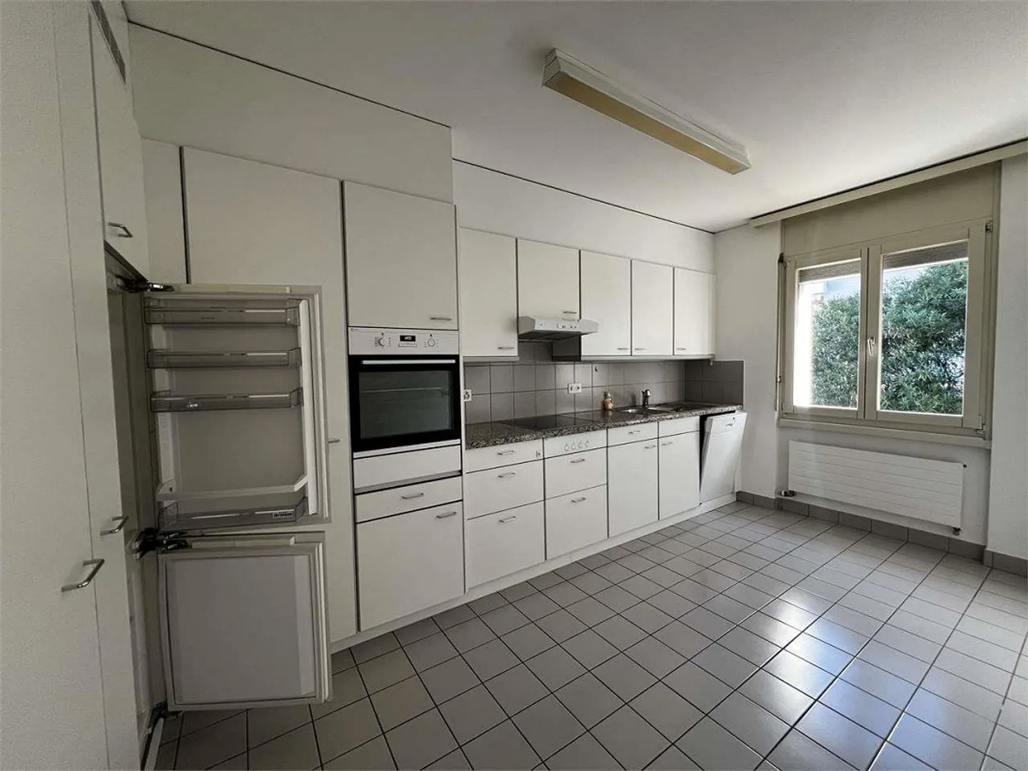 Réf. 2638 Pregassona penthouse avec grande terrasse et vue sur Lugano - Photo 7 sur 13