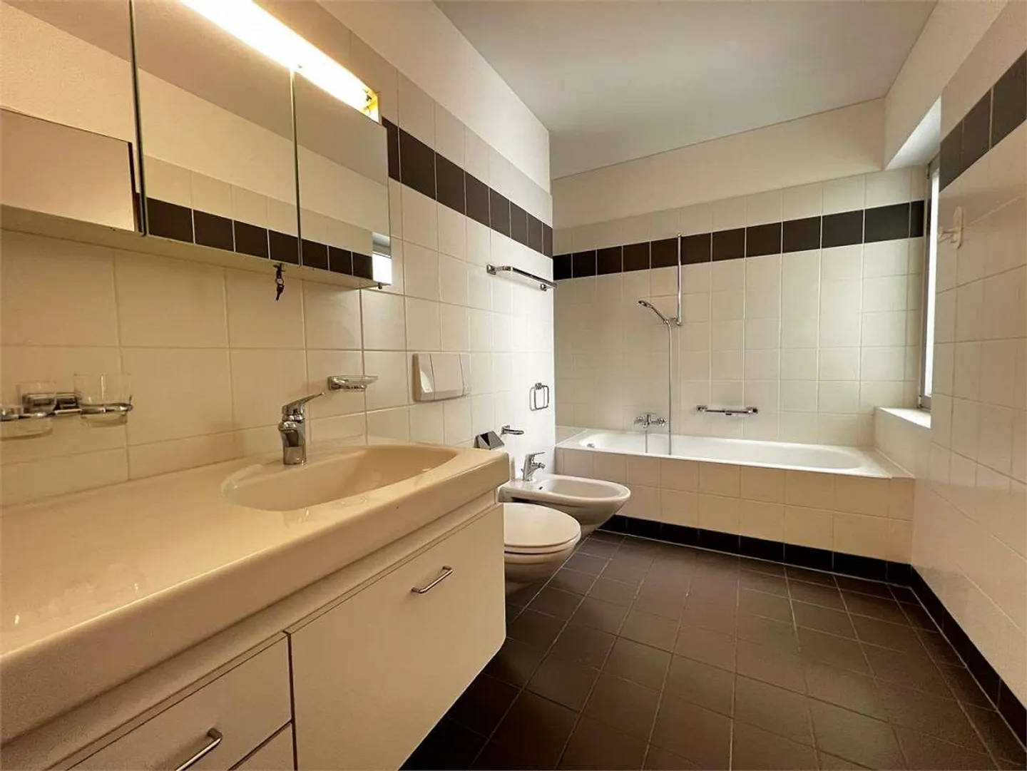 Réf. 2638 Pregassona penthouse avec grande terrasse et vue sur Lugano - Photo 10 sur 13