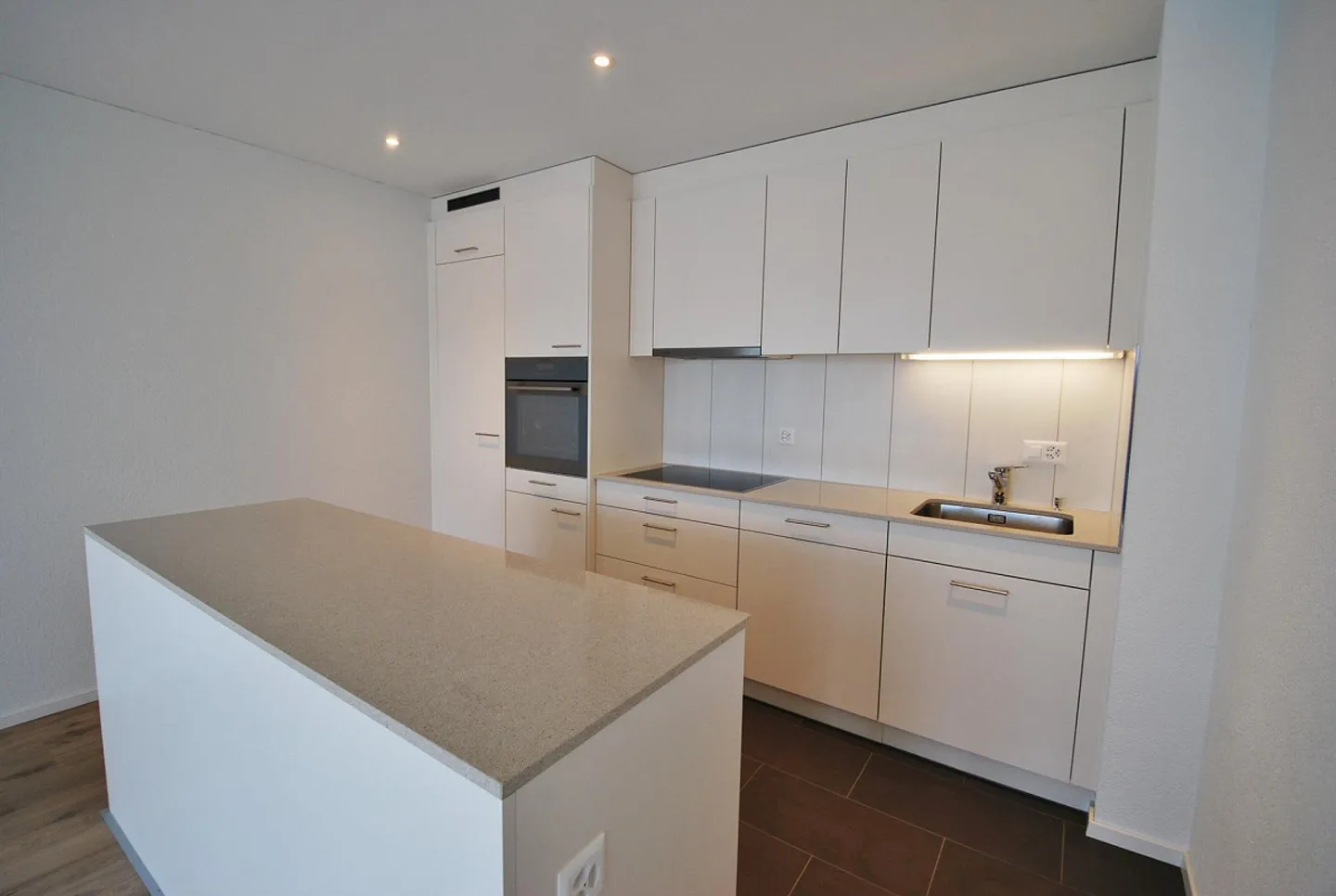 Great apartment with a view sought? - Photo 6 of 7