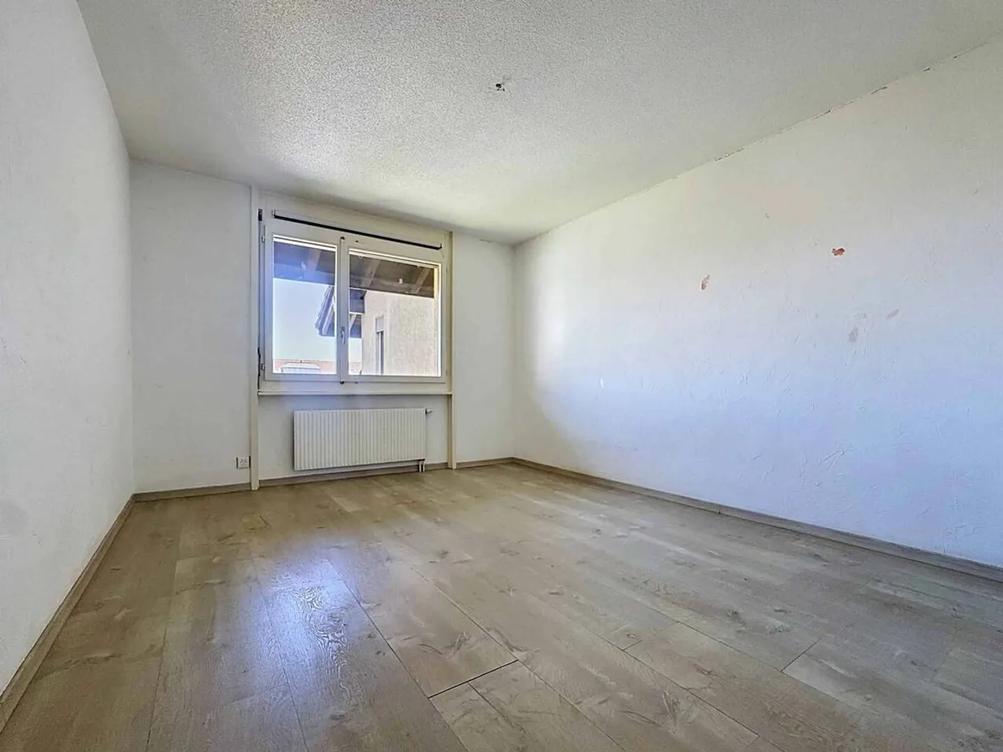 Magnificent 6.5-room apartment with balcony - Photo 5 of 13