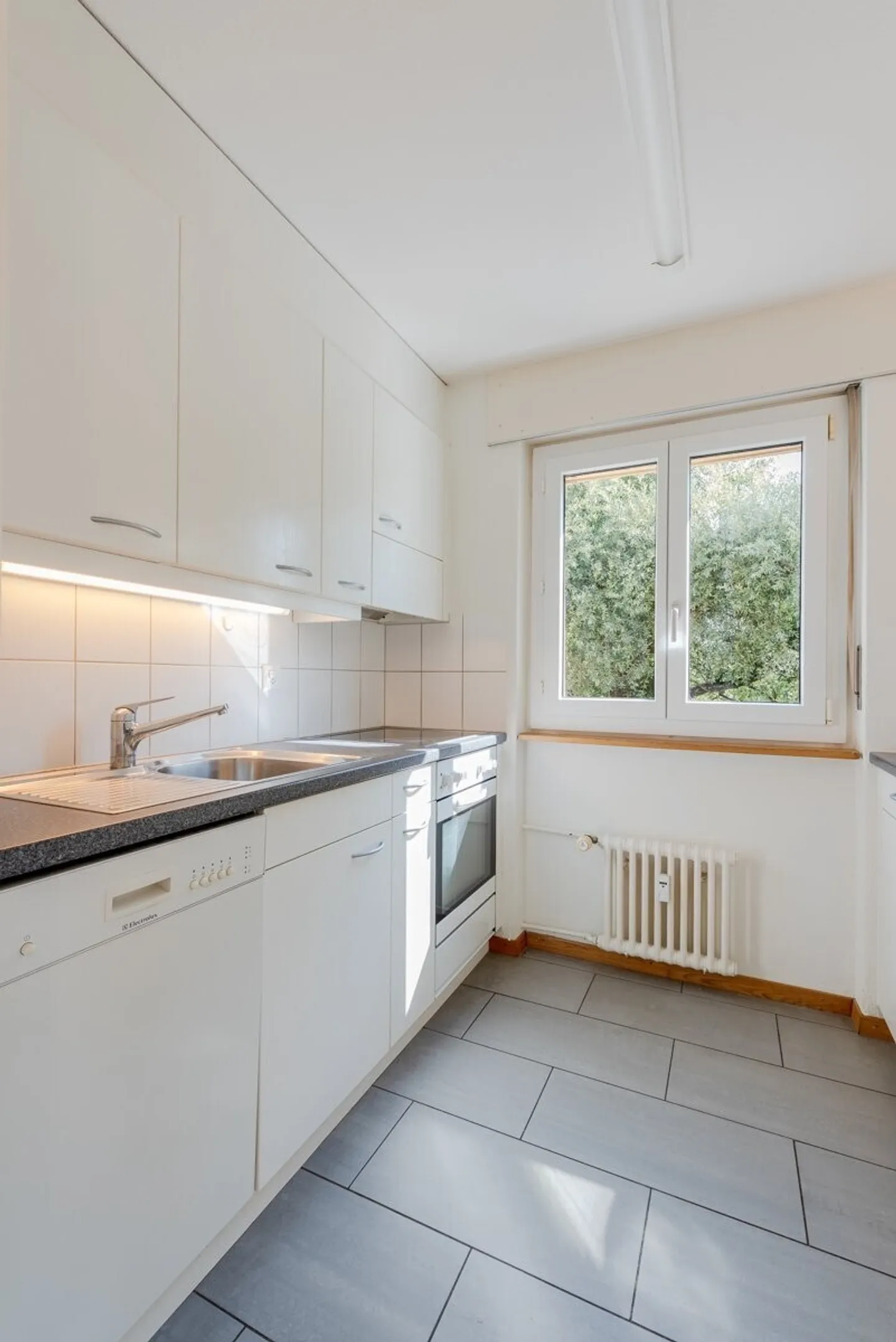 Wohnung mieten - Foto 2 von 8