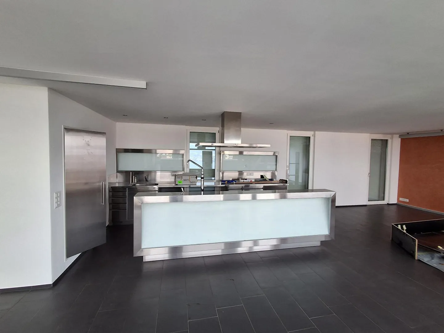 Loft appartement 2.5 pièces avec vue sur le lac, terrasse, coin jardin - Photo 10 sur 20