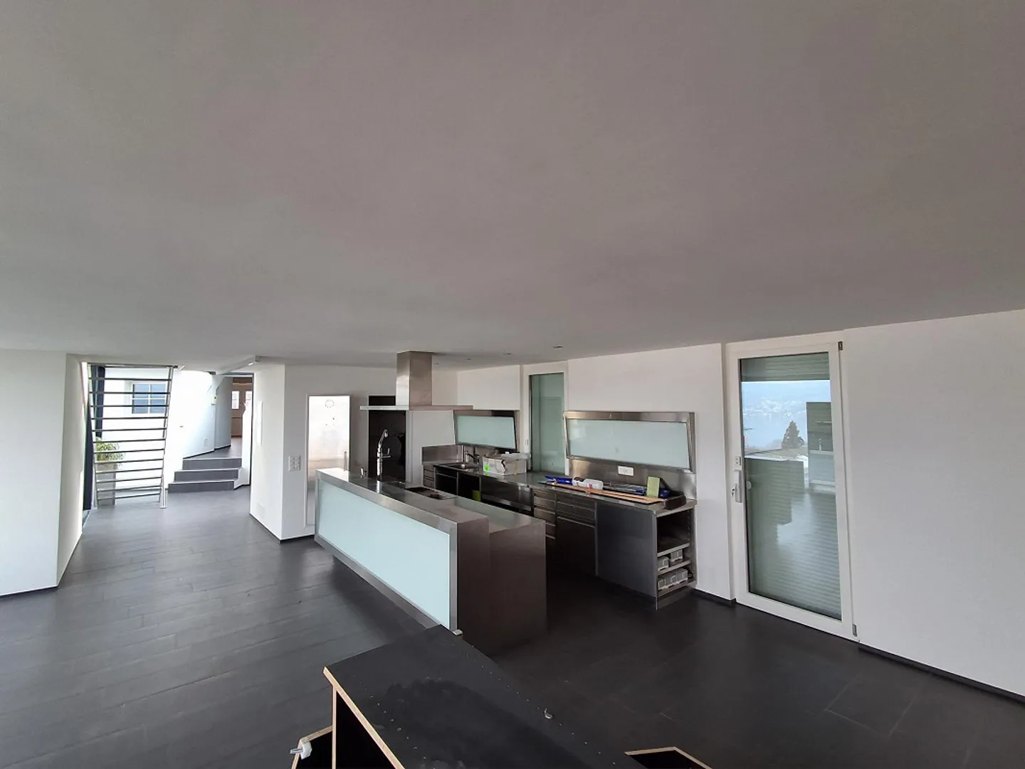 Loft appartement 2.5 pièces avec vue sur le lac, terrasse, coin jardin - Photo 9 sur 20