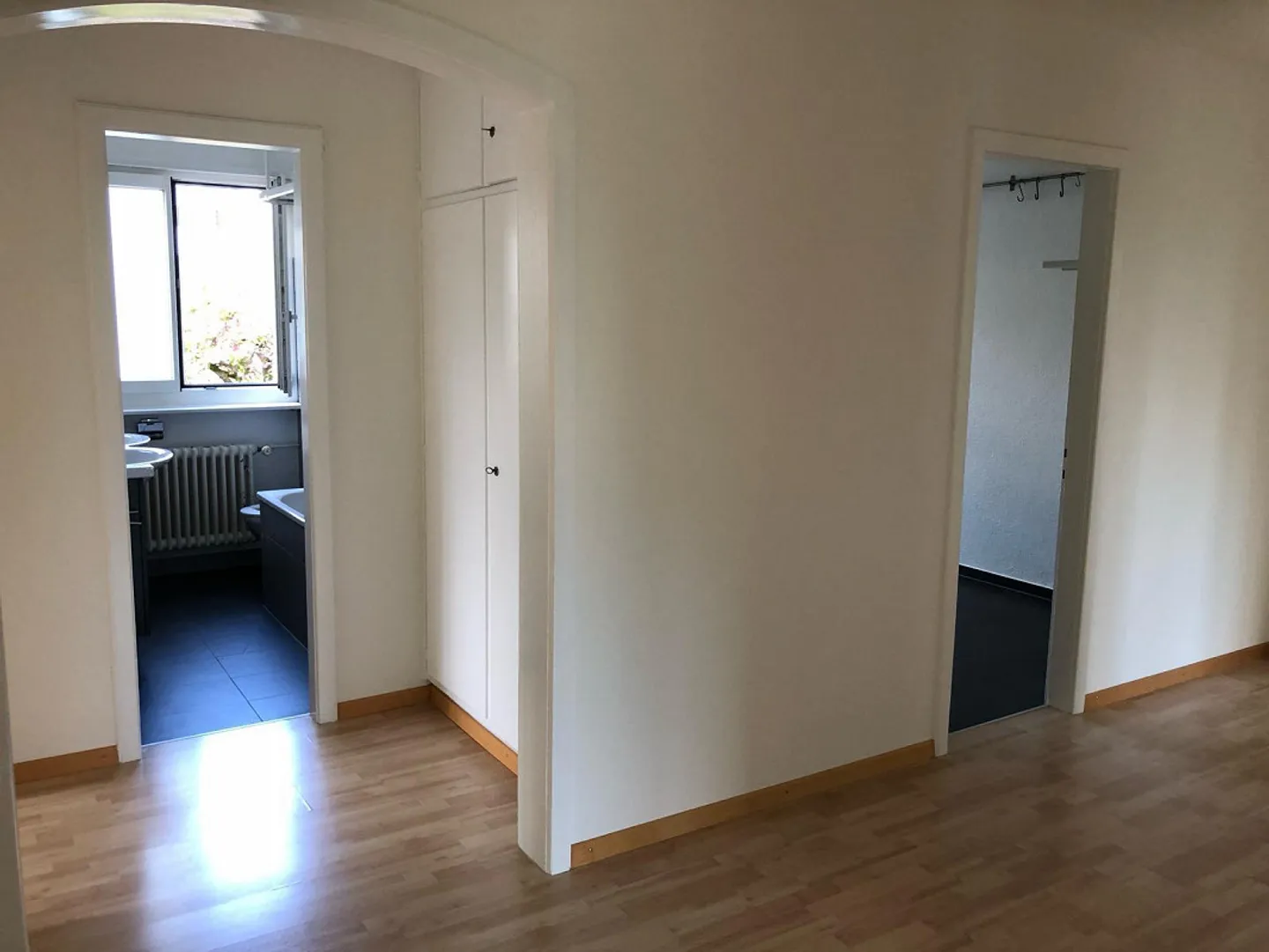 Appartement de jardin 5,5 pièces avec vue sur les Alpes - Photo 12 sur 26