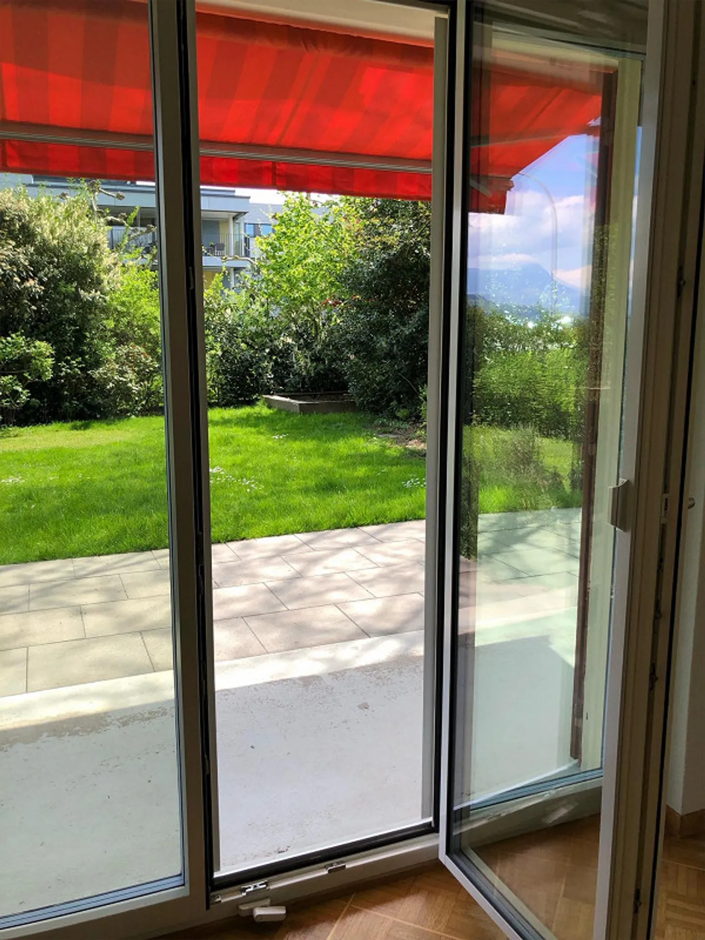 Appartement de jardin 5,5 pièces avec vue sur les Alpes - Photo 17 sur 26