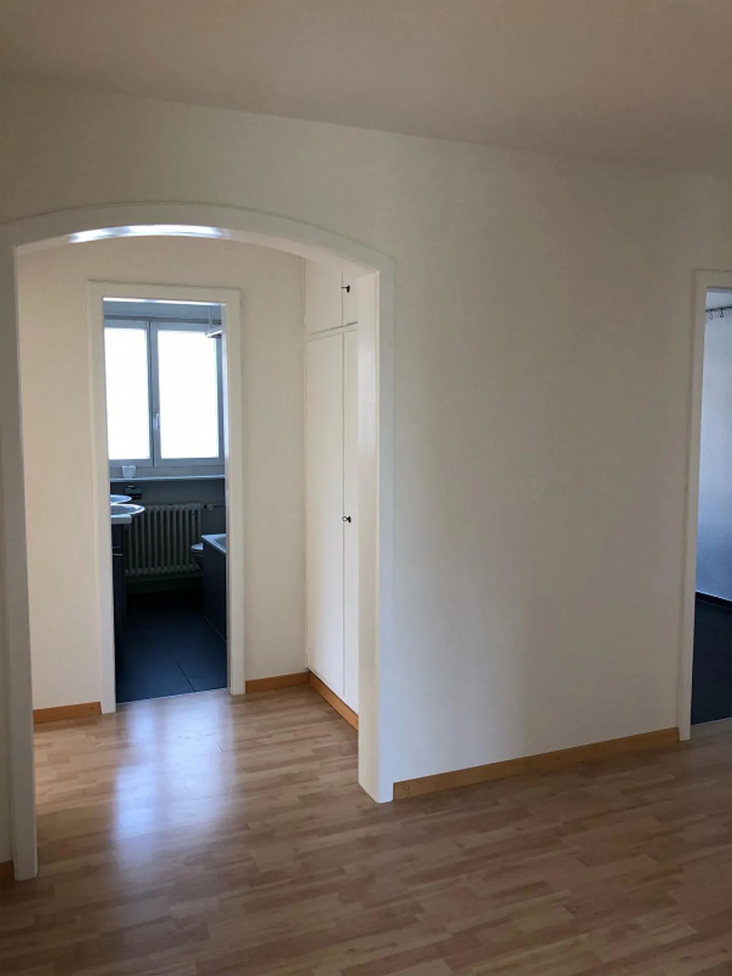 Appartement de jardin 5,5 pièces avec vue sur les Alpes - Photo 23 sur 26