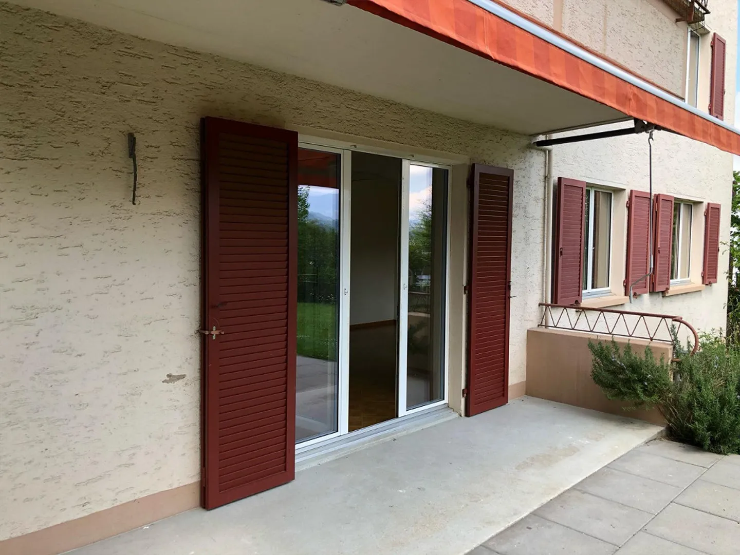 Appartement de jardin 5,5 pièces avec vue sur les Alpes - Photo 19 sur 26