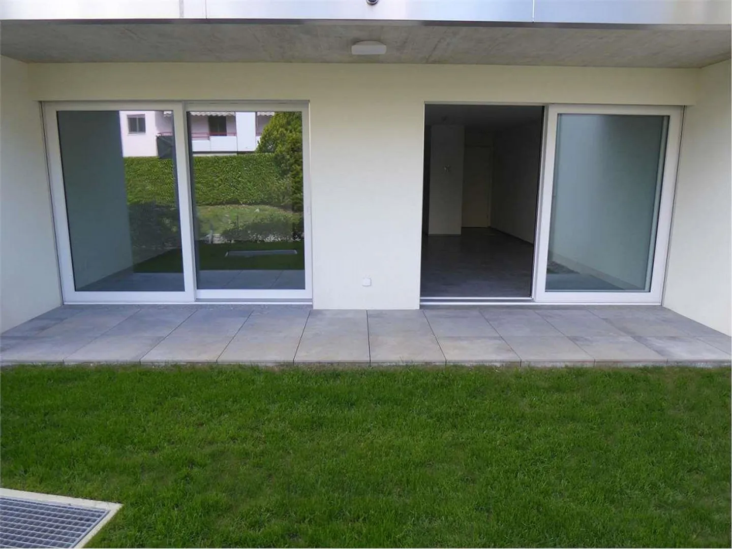 Modern 2.5-room apartment with garden in Bioggio - Photo 5 of 6