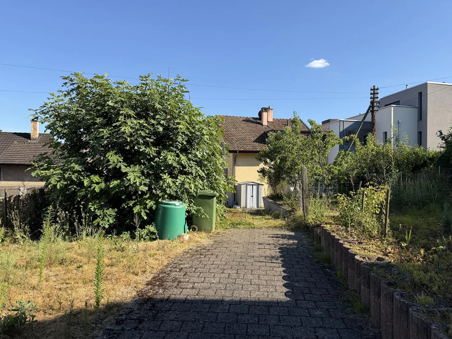 Maison individuelle de 6 pièces avec grand jardin et potentiel de développement - Photo 8 sur 8