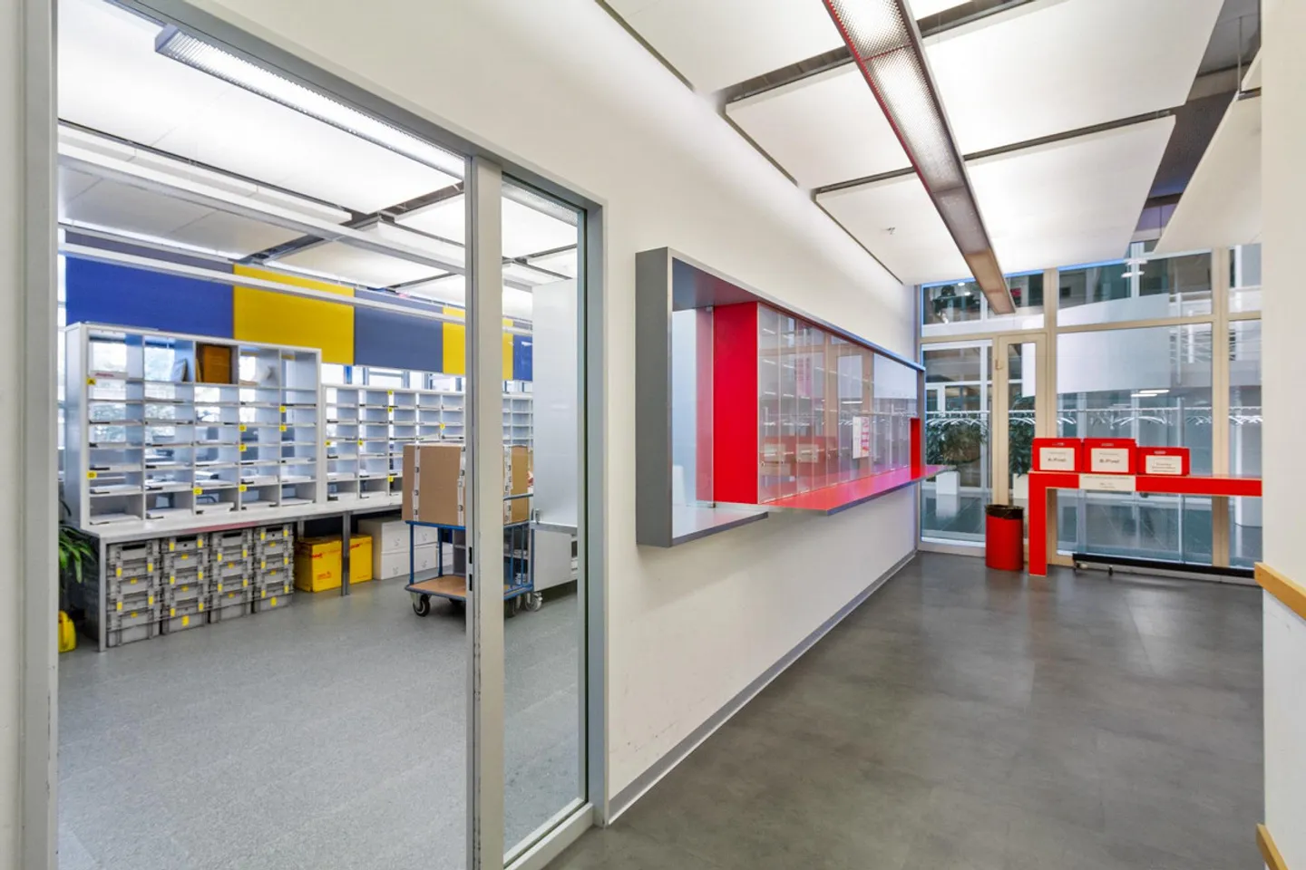 Bürofläche in einzigartigem Gebäude direkt am Bahnhof Glattbrugg - Foto 9 von 11