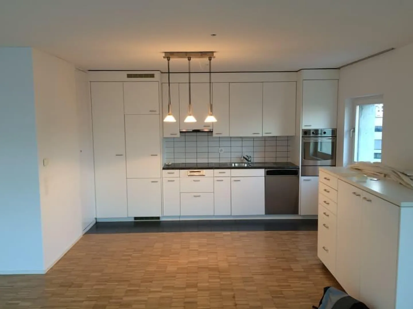 Appartamento luminoso 3.5-Maisonette vicino a Letzipark - Foto 4 di 7