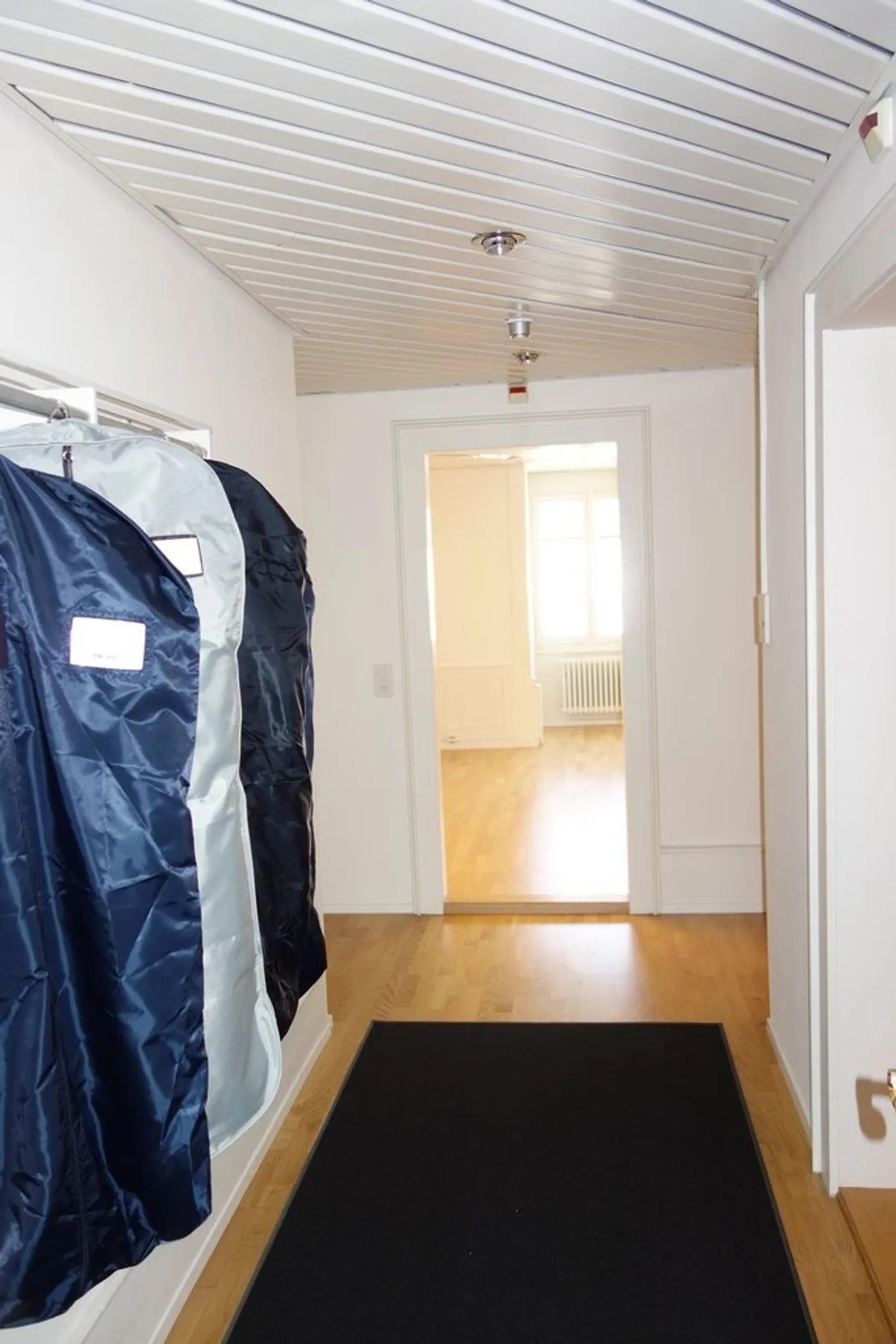 Büroräumlichkeiten im Herzen von Zürich (Kreis 1) zu vermieten - Foto 2 von 8