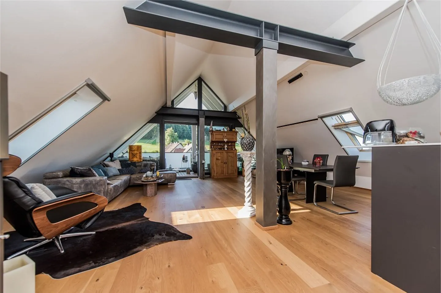 High Standard in the 3 ½-Room Minergie Maisonette Apartment - Photo 3 of 12