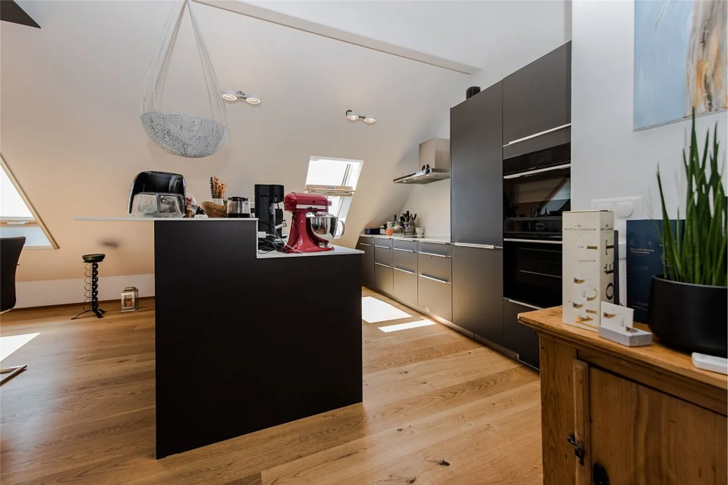 High Standard in the 3 ½-Room Minergie Maisonette Apartment - Photo 5 of 12