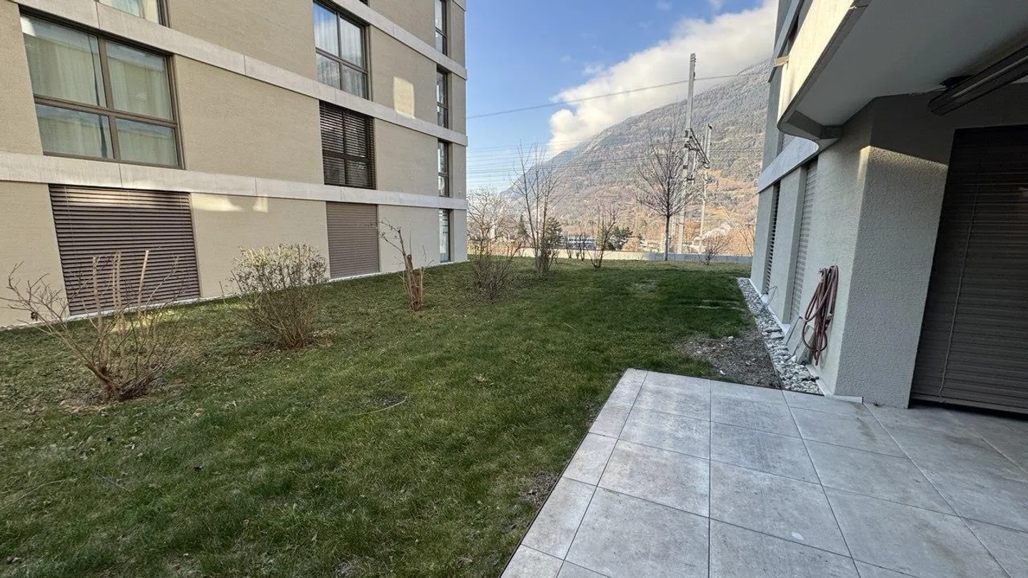 Modernes Apartment mit Gartenblick - Foto 8 von 13