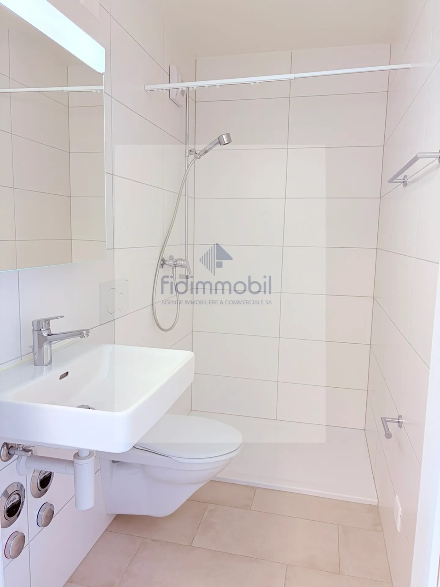 Magnifico appartamento di 2,5 stanze in affitto - Foto 4 di 5