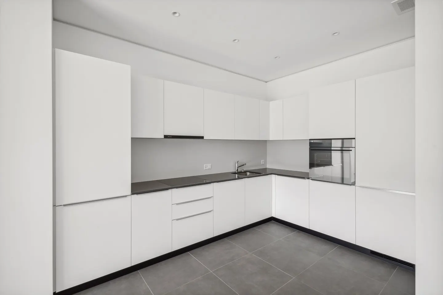 Appartement moderne et confortable de 4,5 pièces - Photo 5 sur 10