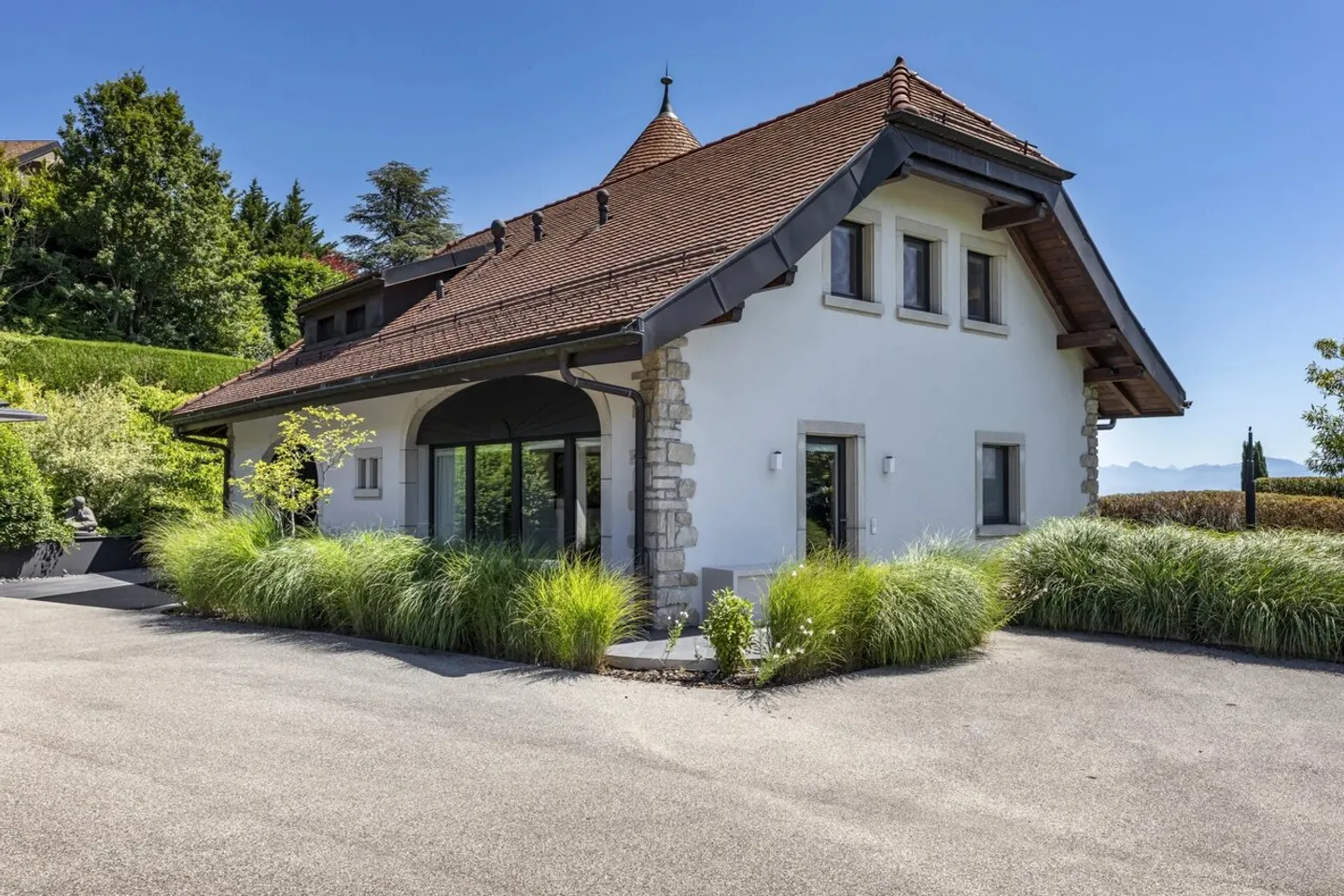 Magnifica proprietà di prestigio con area benessere a Givrins - Foto 3 di 7