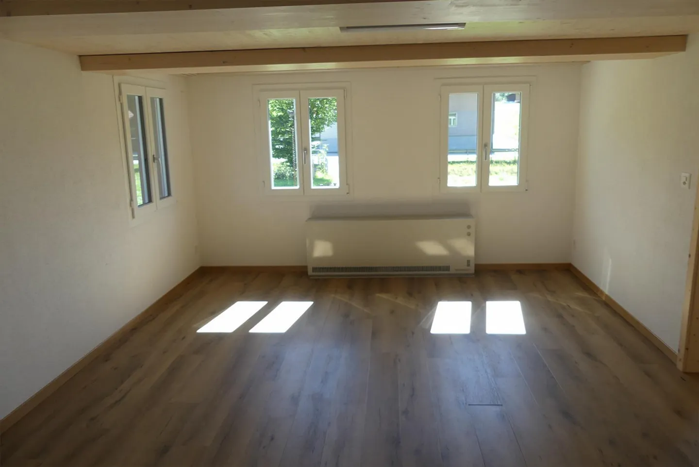 Appartement 3.5 pièces 2018 entièrement rénové - Photo 3 sur 6
